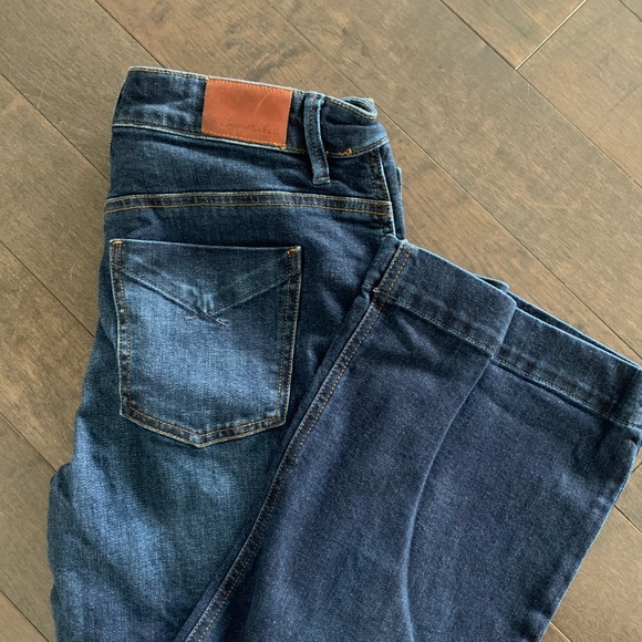 Unpublished high rise cropped jeans - Picture 3 of 4